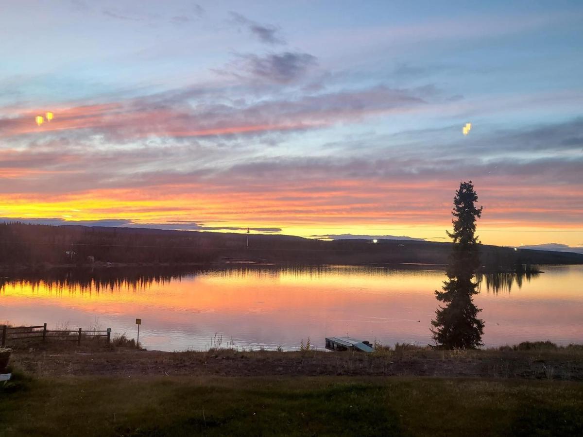 Tolsona Lake Lodge Гленналлен Экстерьер фото